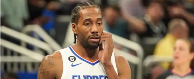 BB体育-【人物】33分4断击败东部第一！战神小卡限时回归