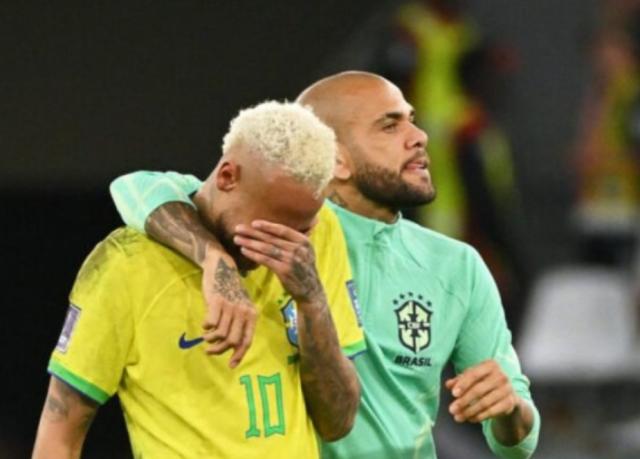 贝博体育-前妻和律师联手阻阿尔维斯出狱 不让内马尔帮他？