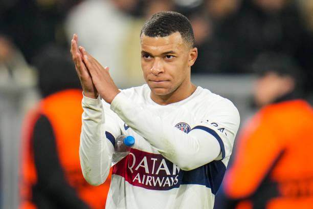 1702512985912054992.jpg 1845883400-612x612.jpg