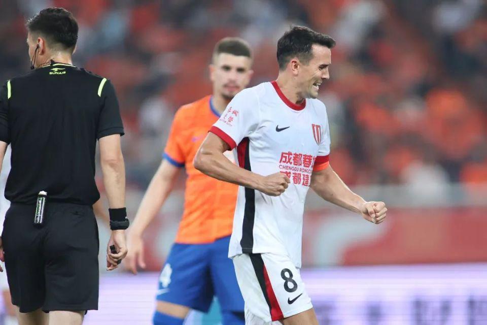 曝周定洋将加盟新鹏城！双方已签约，记者：一点让他选择深圳