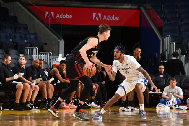 1660200568315066402.jpg 1241722797.0.jpg